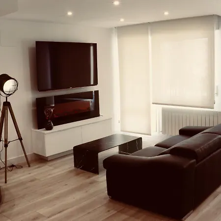 Apartment Black And White Suitte 